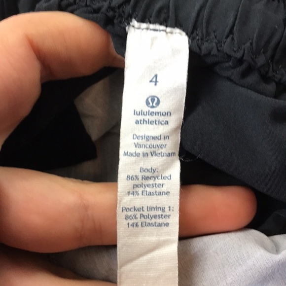 🔥$SALE$🔥 Lululemon Spring Break Away Short Palm Lace Tofino - Picture 4 of 7